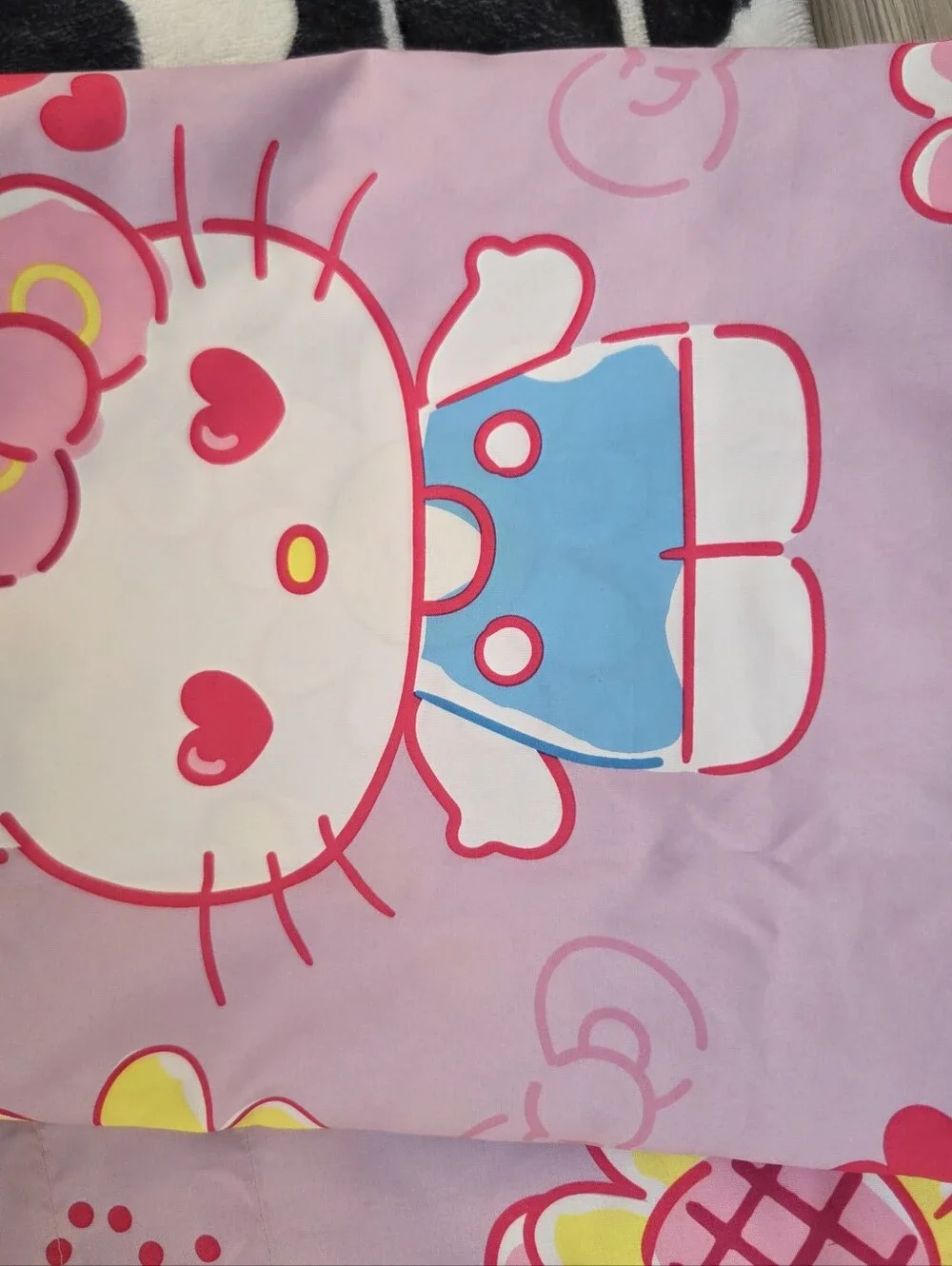 Hello Kitty hello kitty